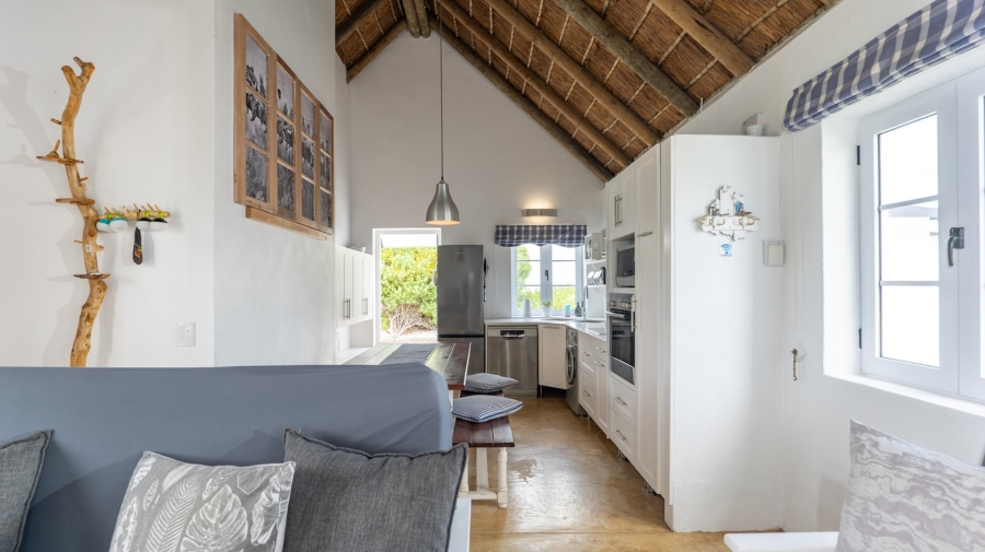 To Let 3 Bedroom Property for Rent in Struisbaai Western Cape